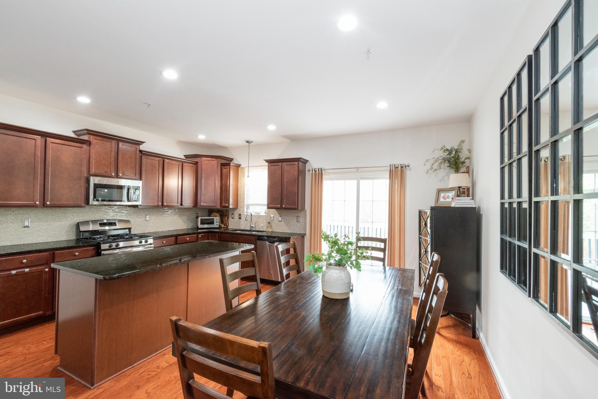 TANYARD SPRINGS - Residential