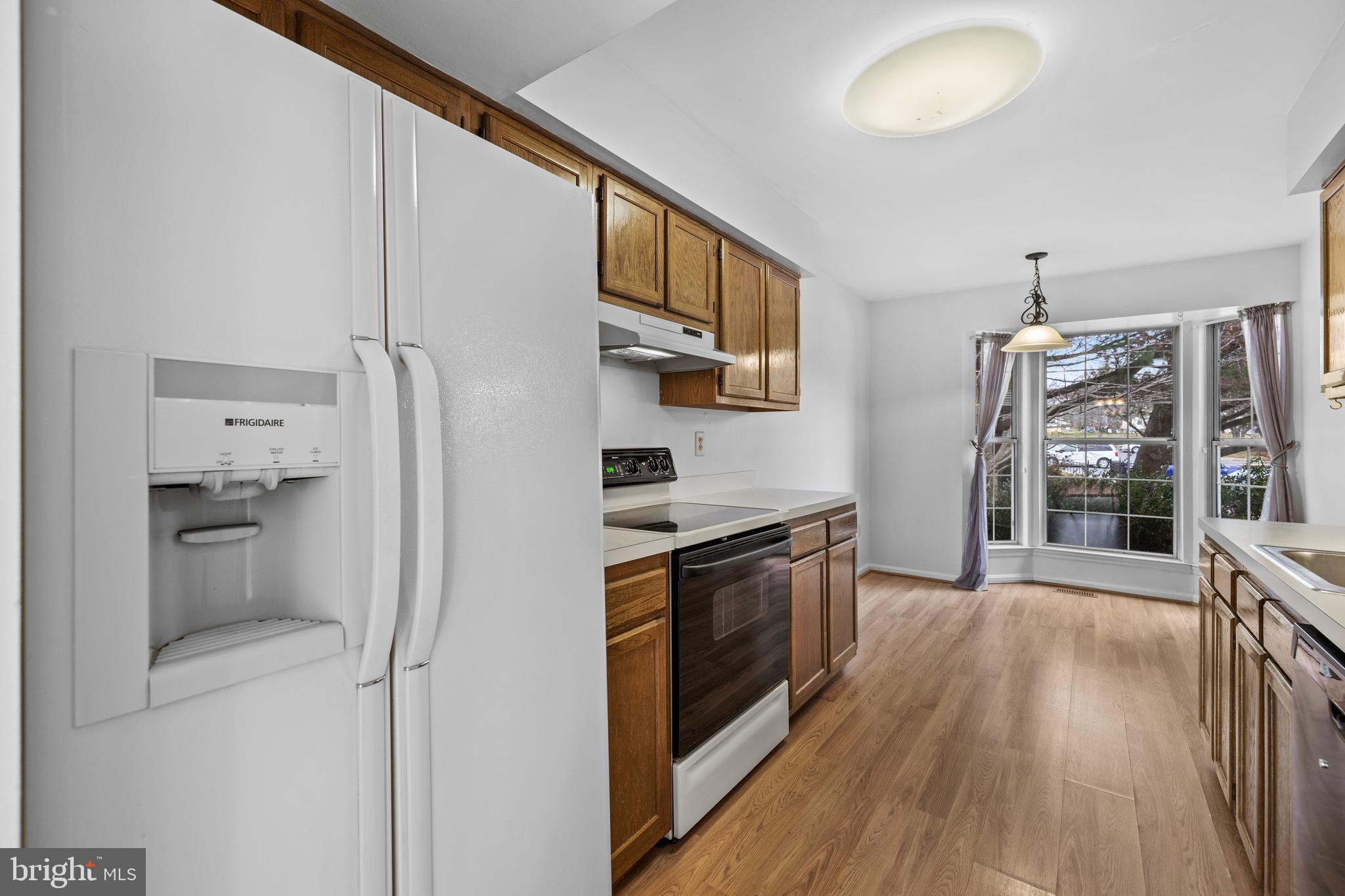 VILLAGE OF THOMAS RUN - Residential Lease