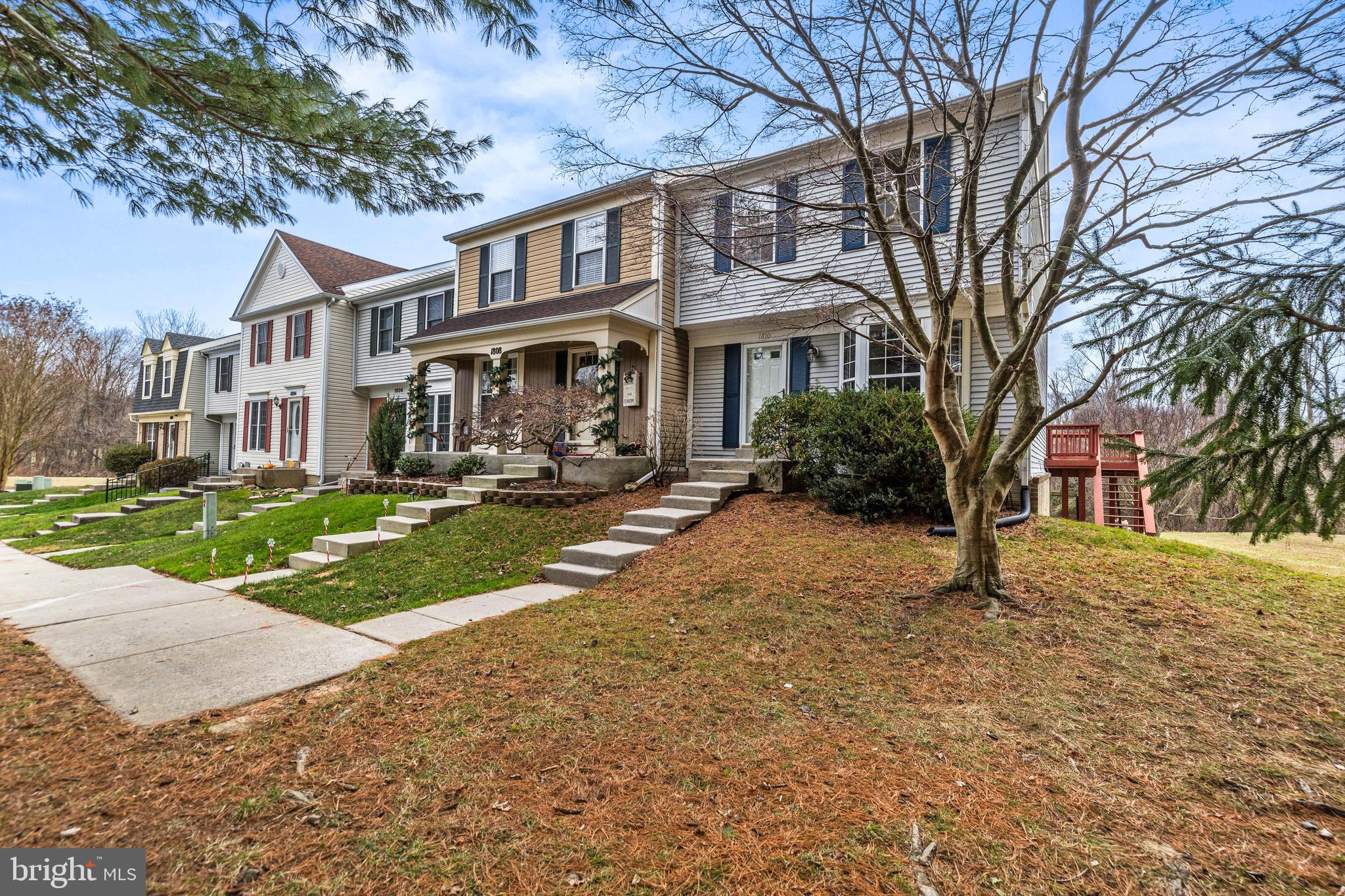 VILLAGE OF THOMAS RUN - Residential Lease