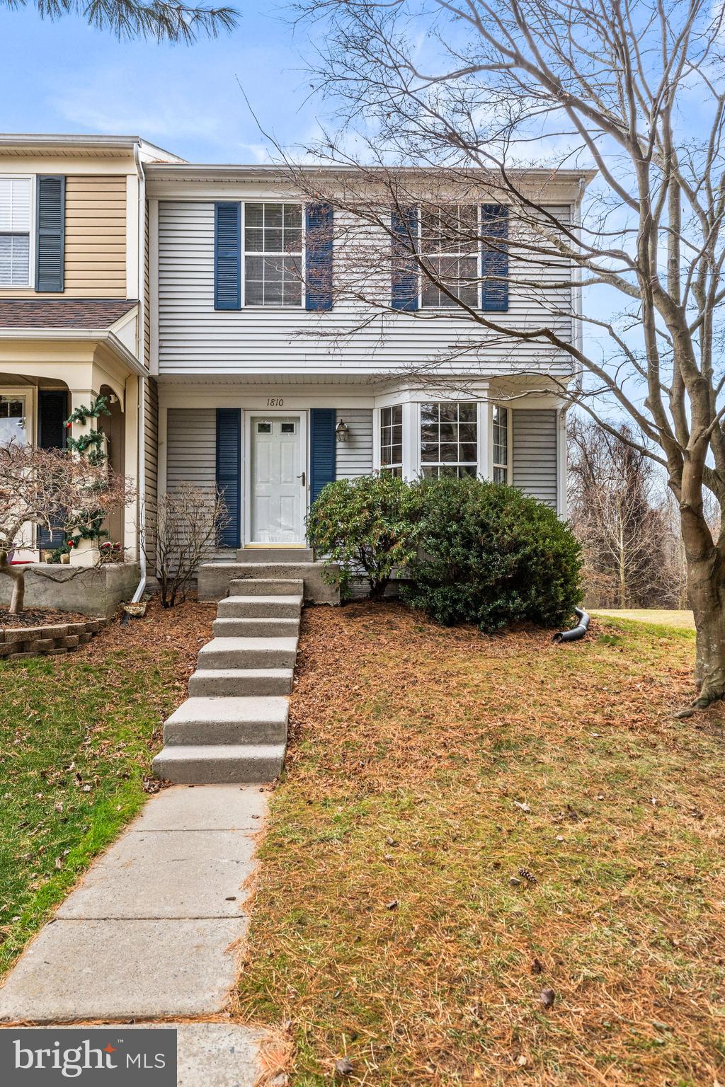 VILLAGE OF THOMAS RUN - Residential Lease