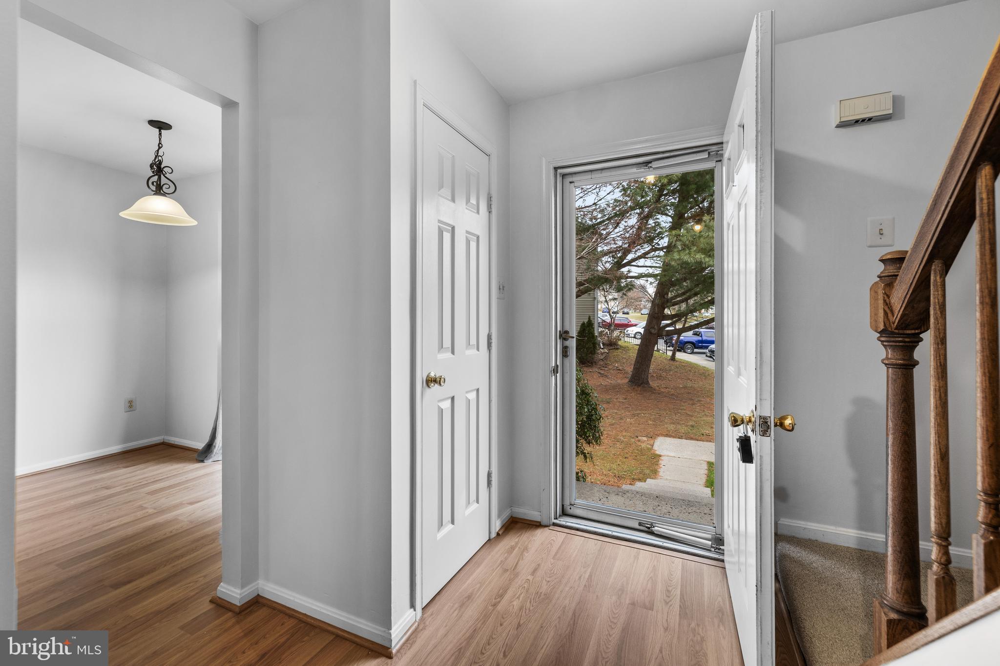 VILLAGE OF THOMAS RUN - Residential Lease