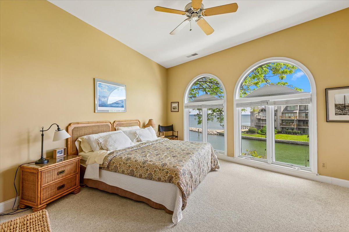 CHESAPEAKE HARBOUR - Residential
