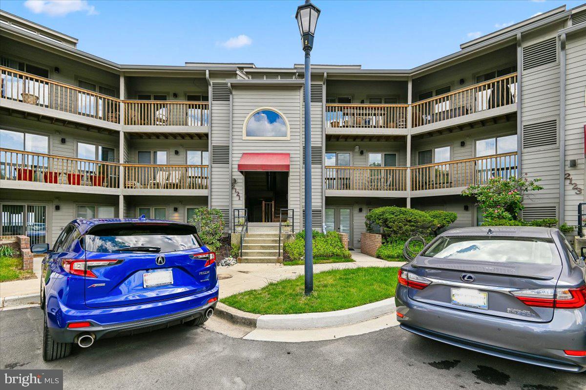 CHESAPEAKE HARBOUR - Residential