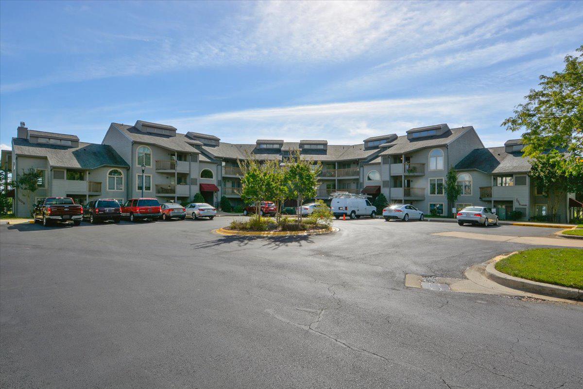CHESAPEAKE HARBOUR - Residential