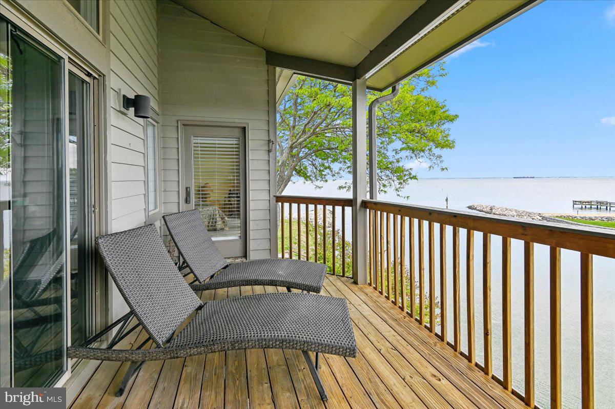 CHESAPEAKE HARBOUR - Residential