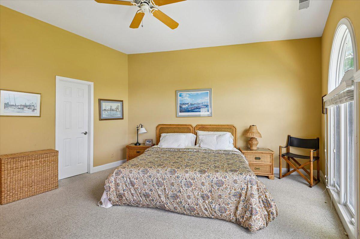 CHESAPEAKE HARBOUR - Residential
