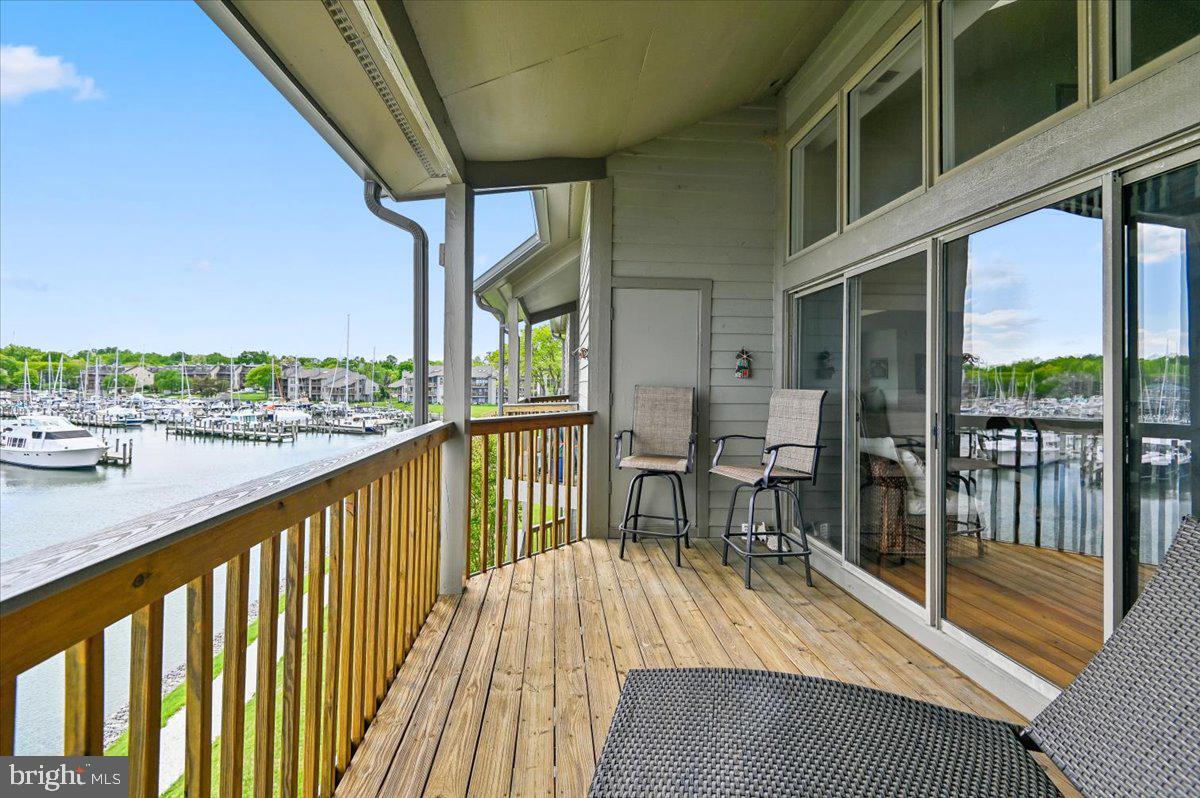 CHESAPEAKE HARBOUR - Residential