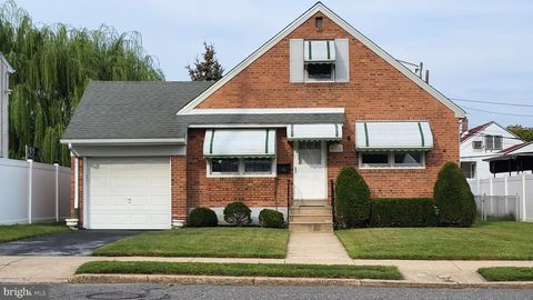 915 BORBECK AVENUE PHILADELPHIA PA 19111