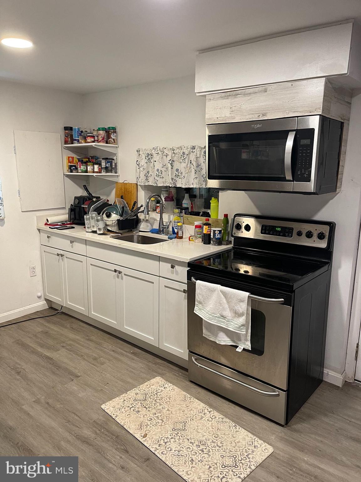 DALE CITY - Residential Lease