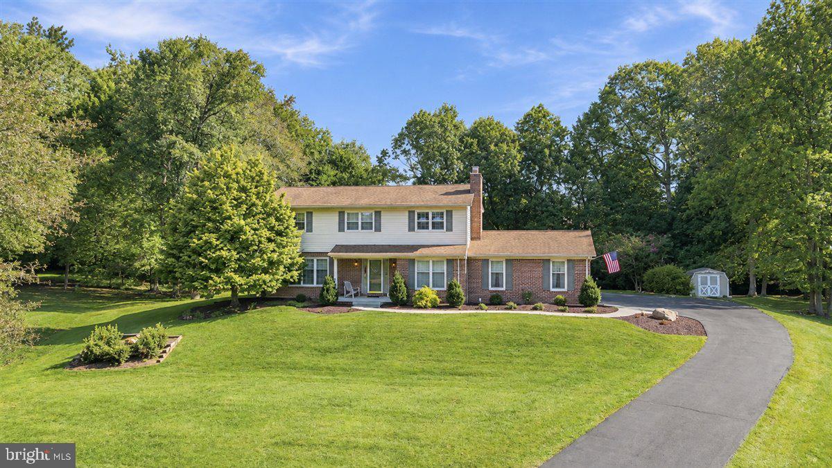 32 LONGLEAF LANE