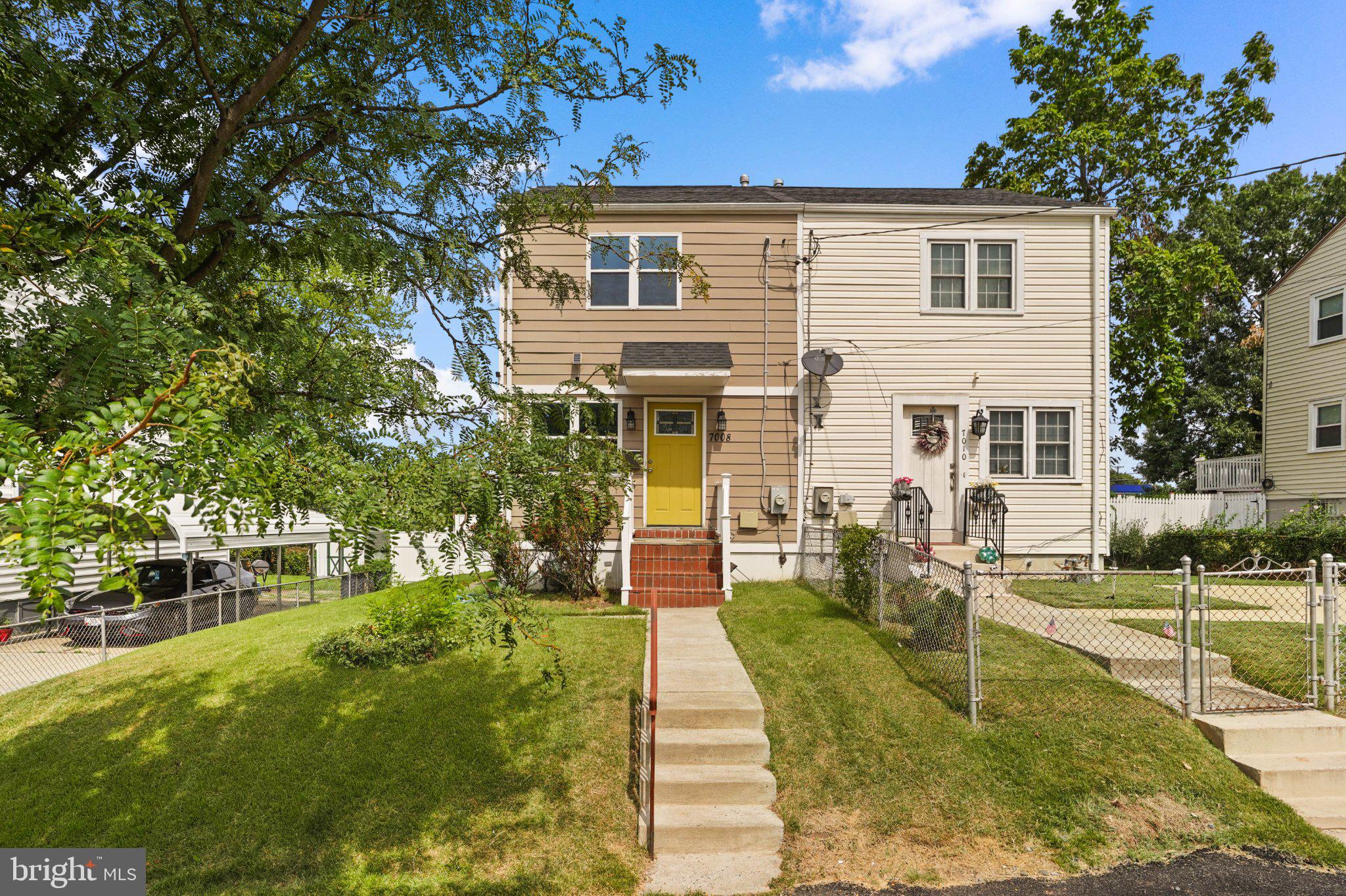 7008 E LOMBARD