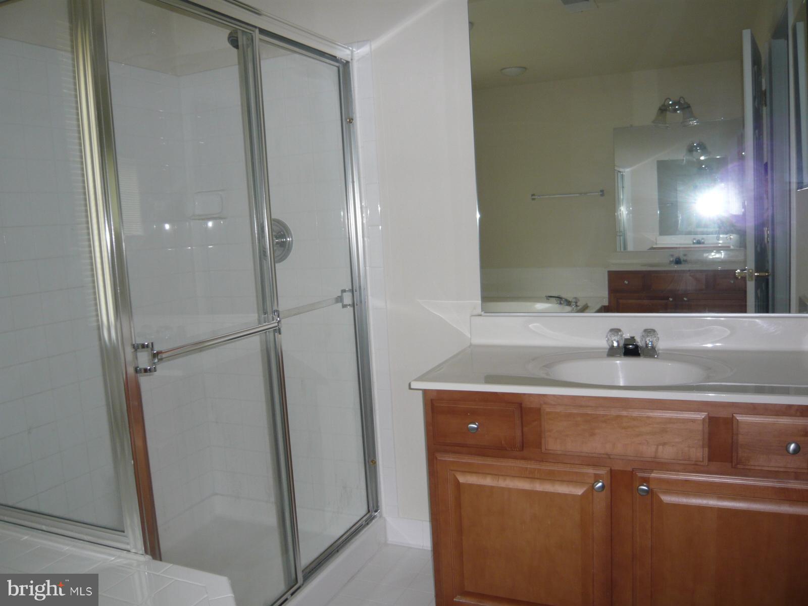 GUNSTON HILL - Residential