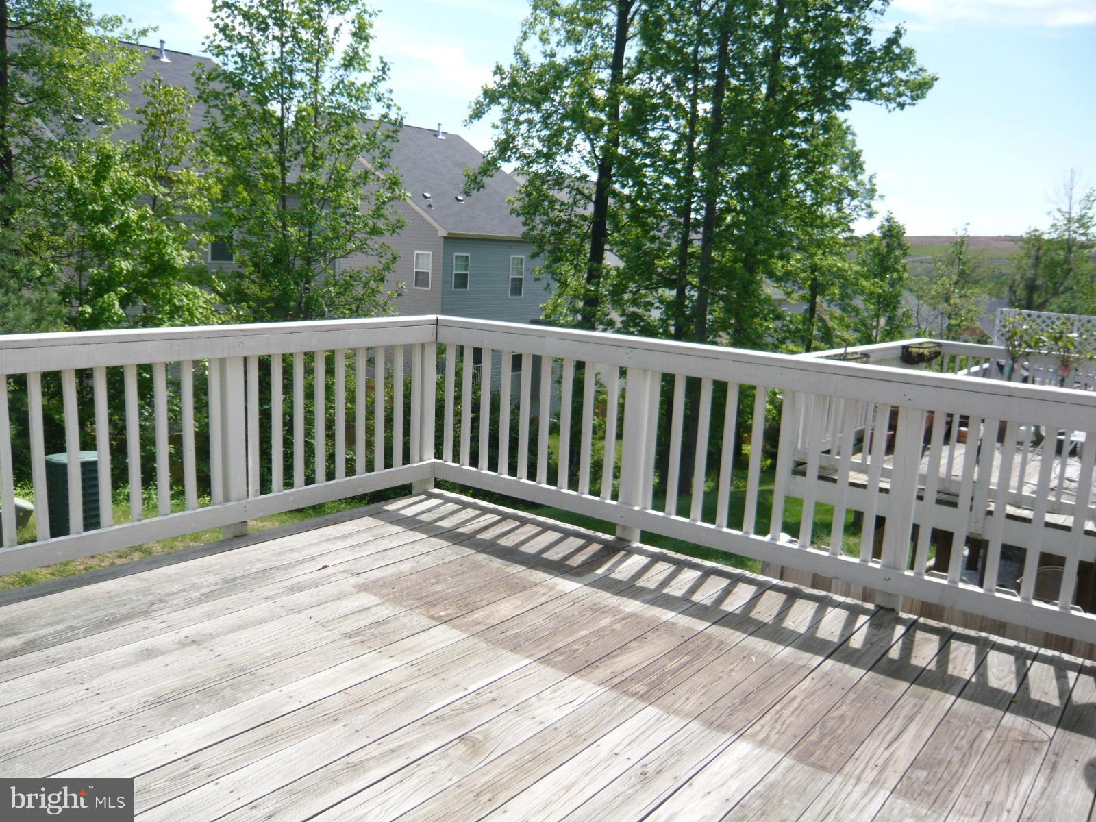 GUNSTON HILL - Residential