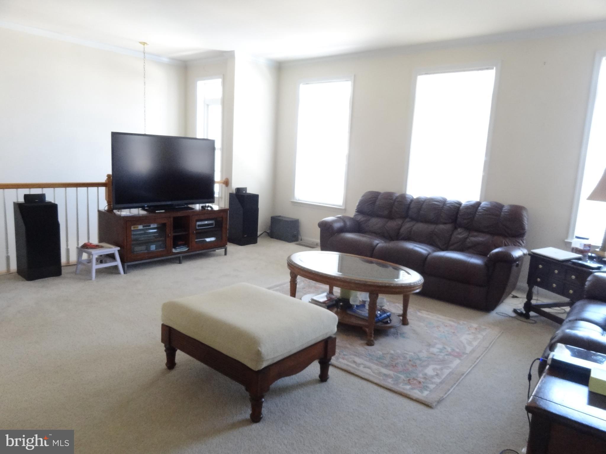 GUNSTON HILL - Residential