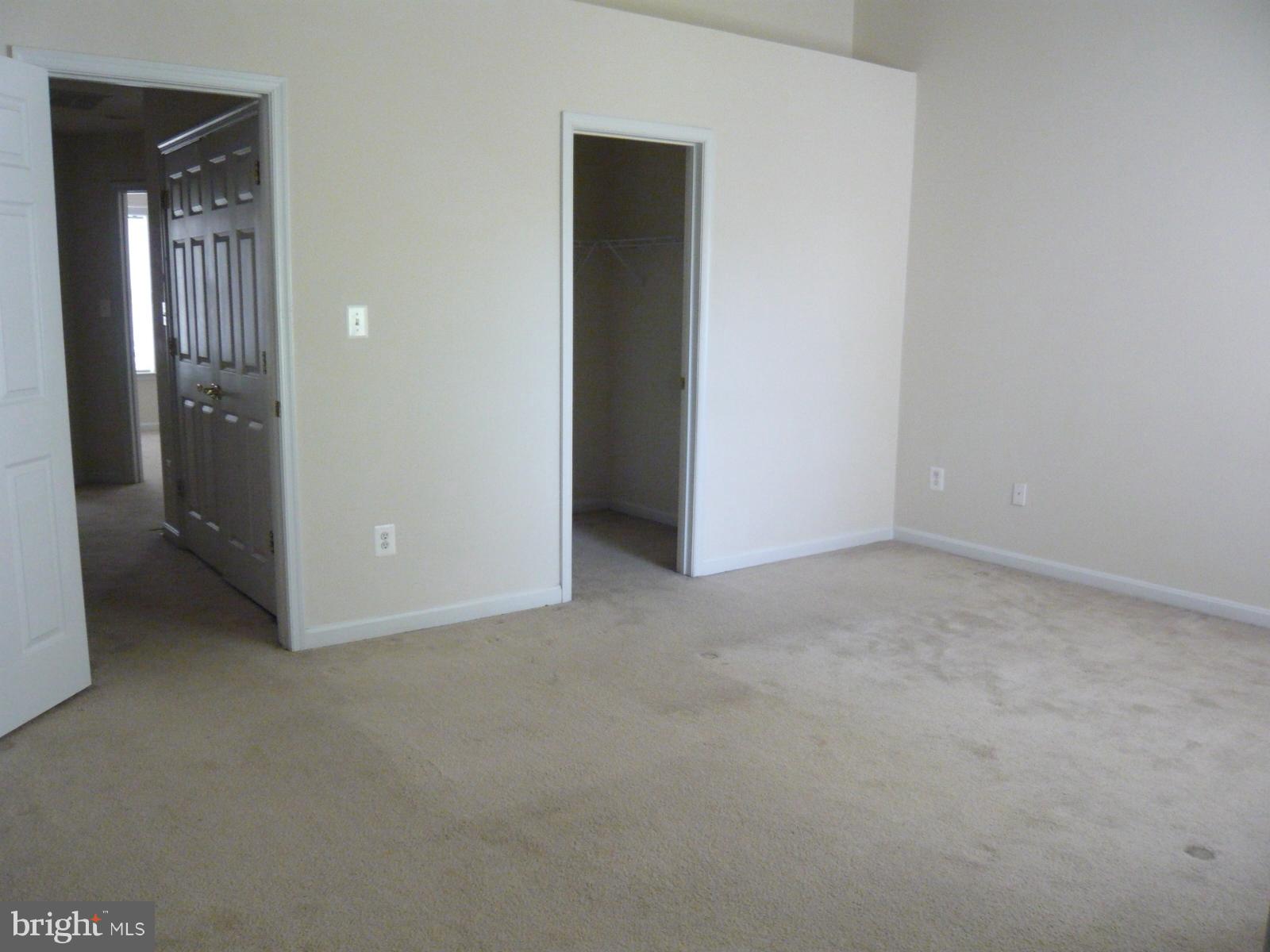 GUNSTON HILL - Residential