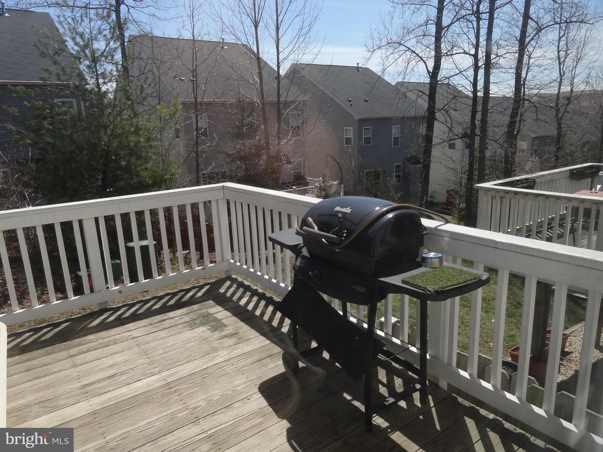 GUNSTON HILL - Residential