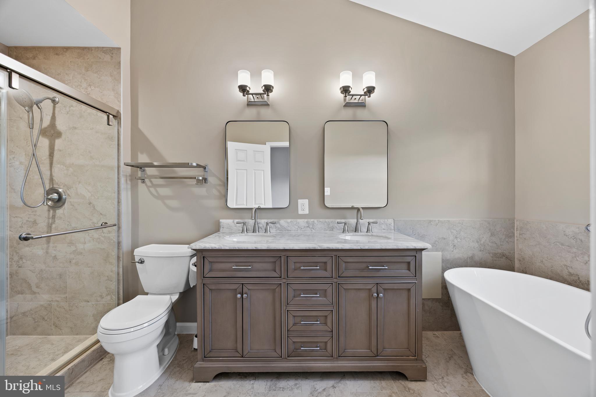 WASHINGTONIAN CENTER - Residential