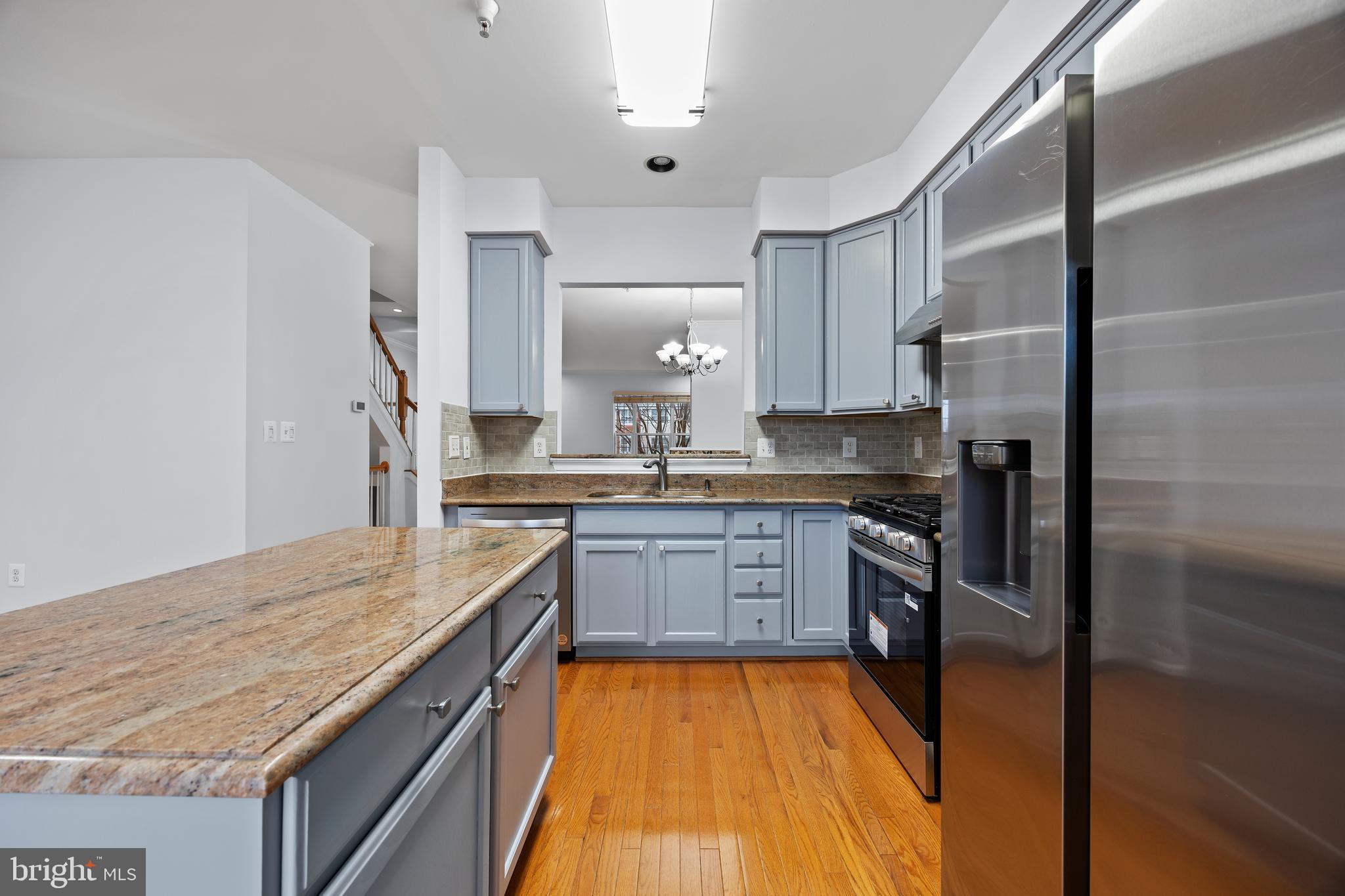 WASHINGTONIAN CENTER - Residential