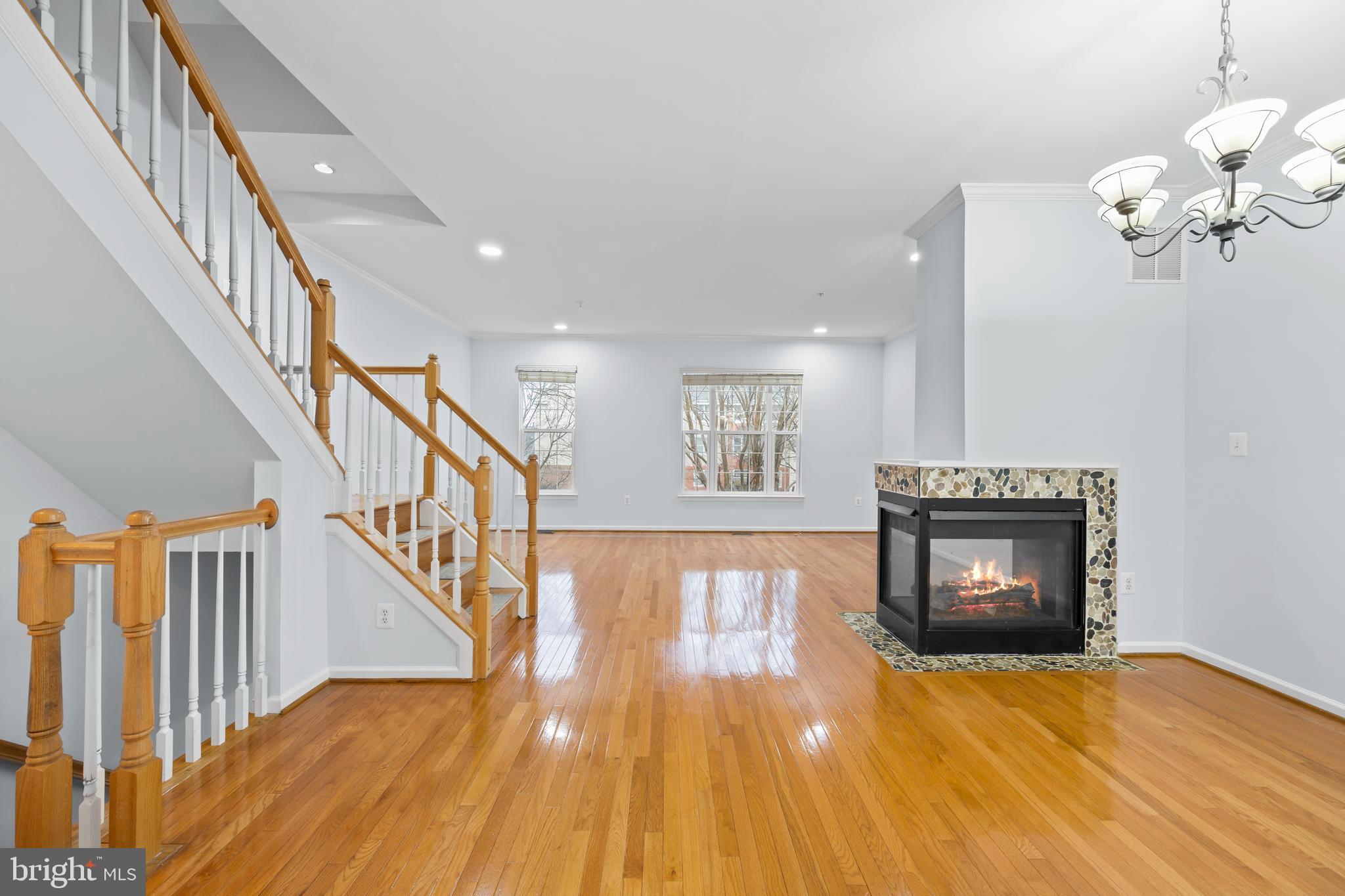 WASHINGTONIAN CENTER - Residential