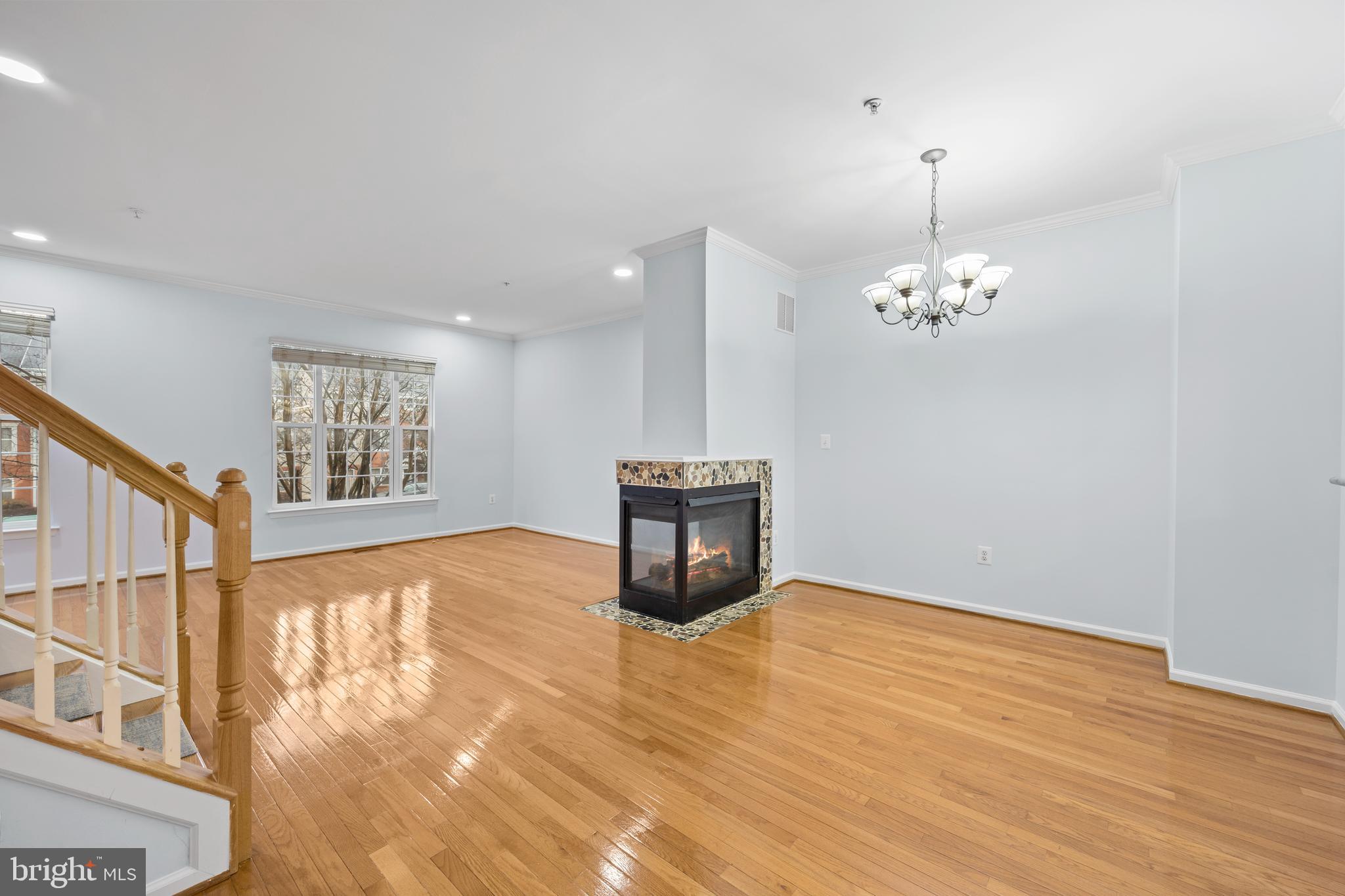 WASHINGTONIAN CENTER - Residential