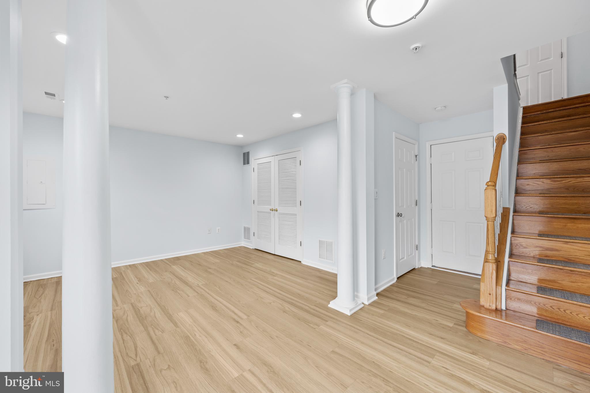 9748 WASHINGTONIAN BOULEVARD