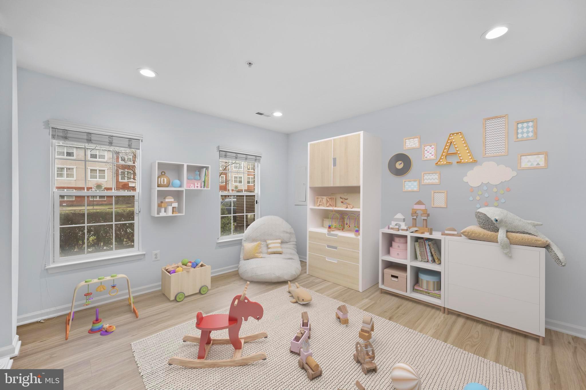 WASHINGTONIAN CENTER - Residential