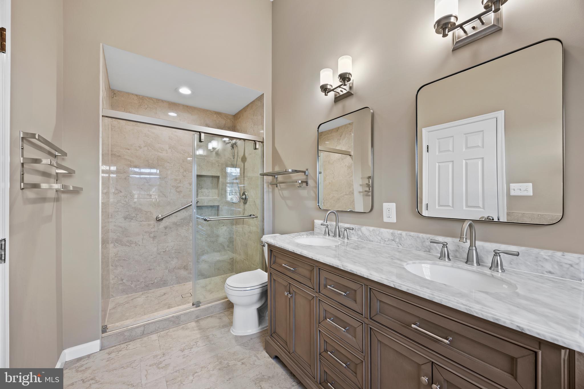 WASHINGTONIAN CENTER - Residential