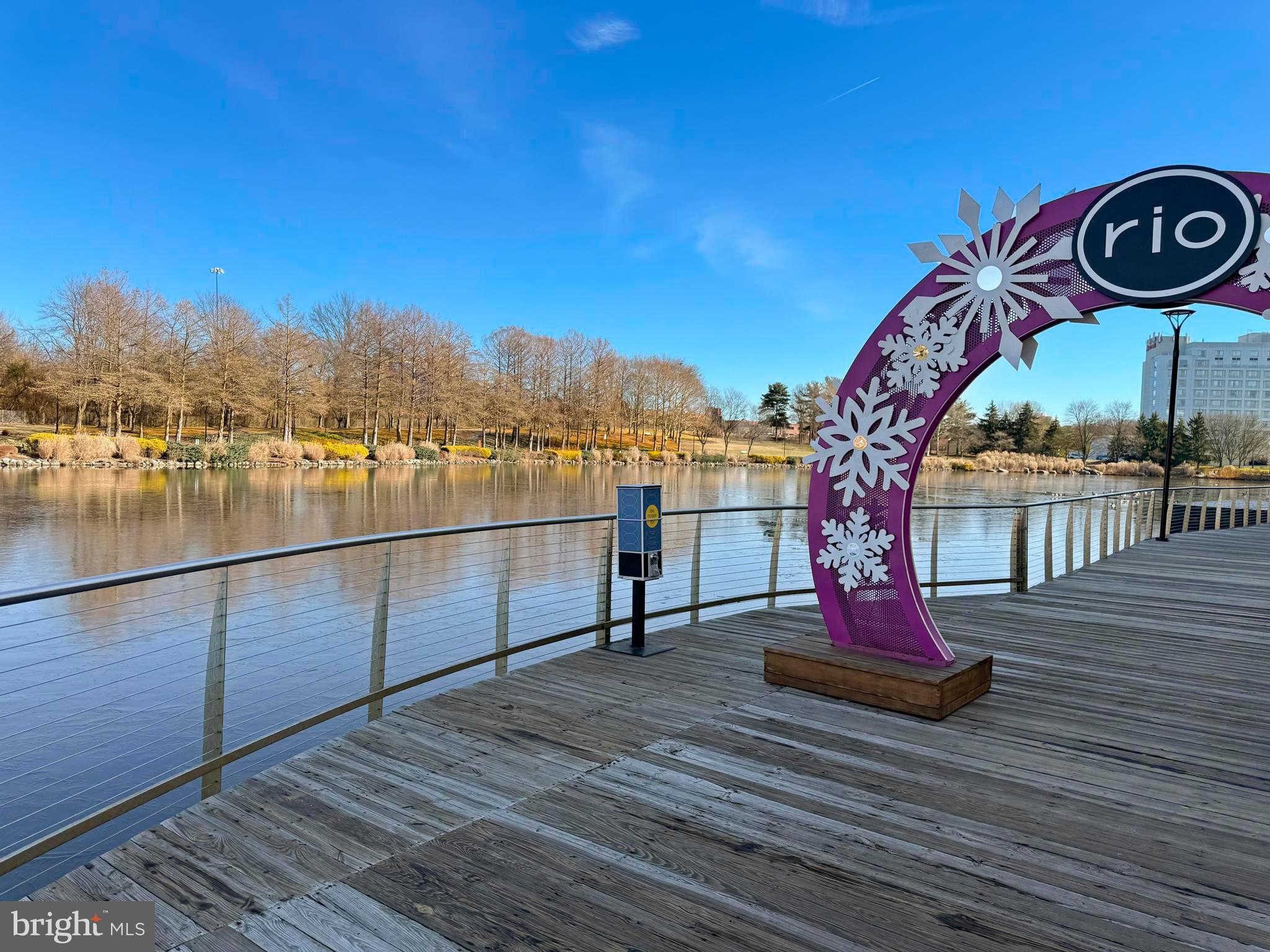 WASHINGTONIAN CENTER - Residential