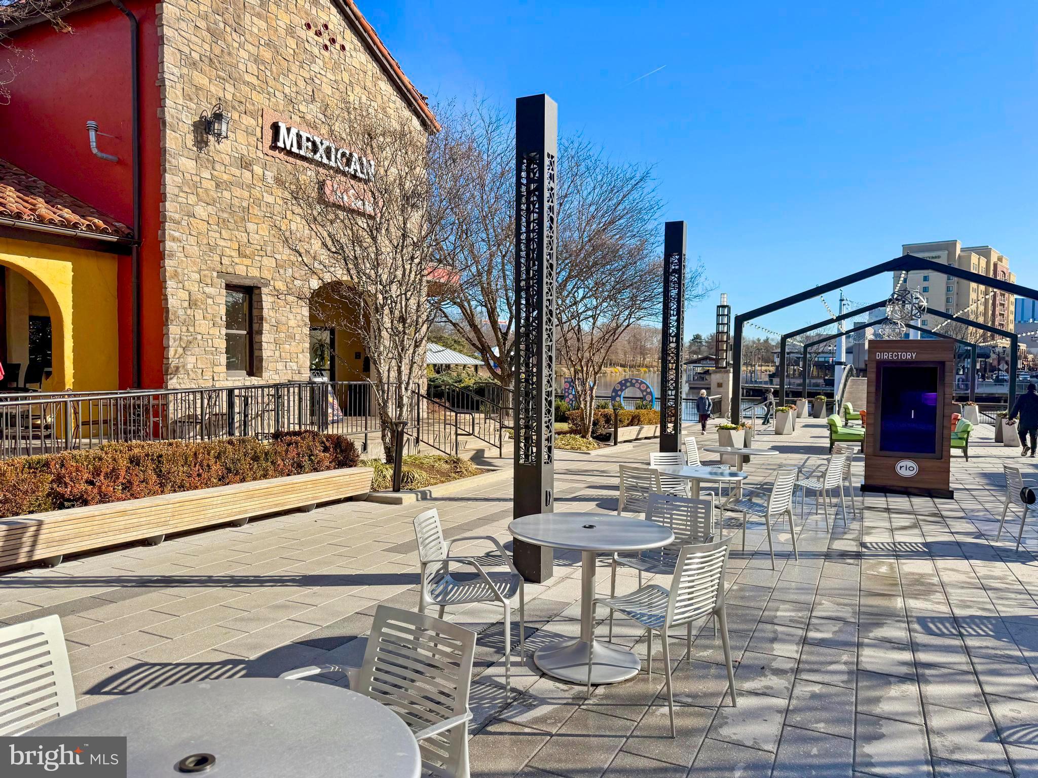 WASHINGTONIAN CENTER - Residential