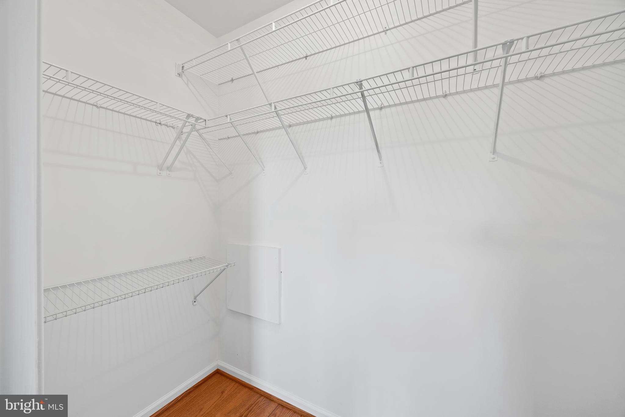 WASHINGTONIAN CENTER - Residential