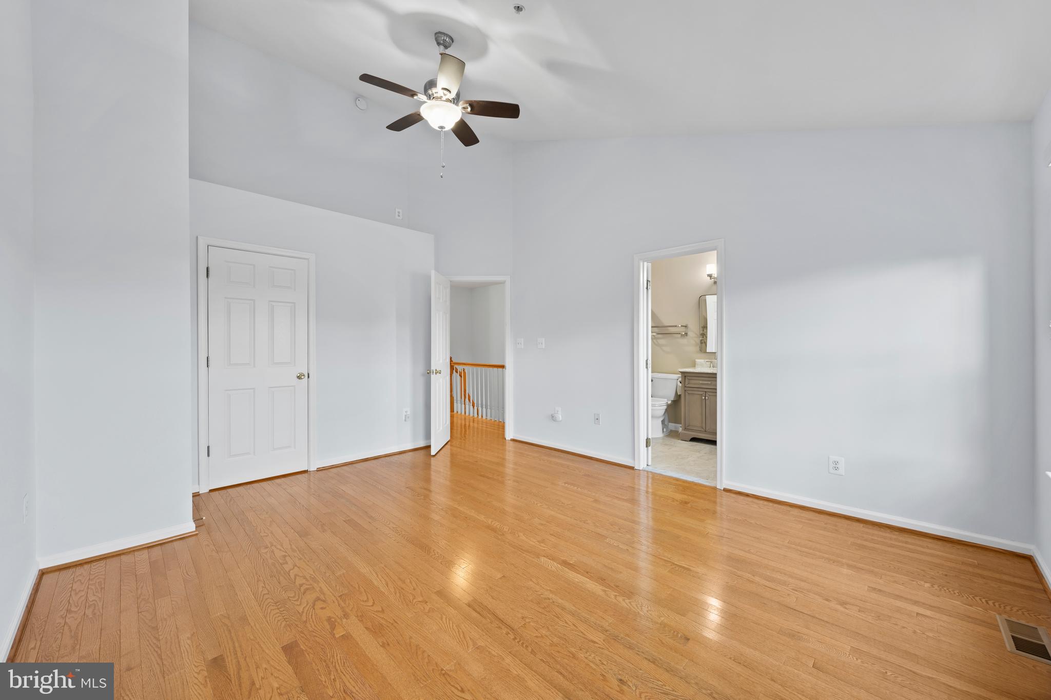 WASHINGTONIAN CENTER - Residential