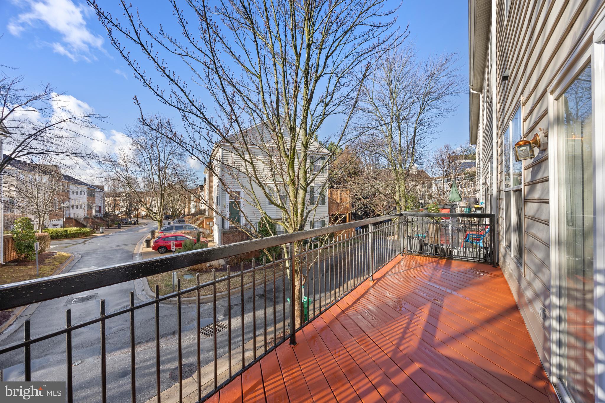 WASHINGTONIAN CENTER - Residential