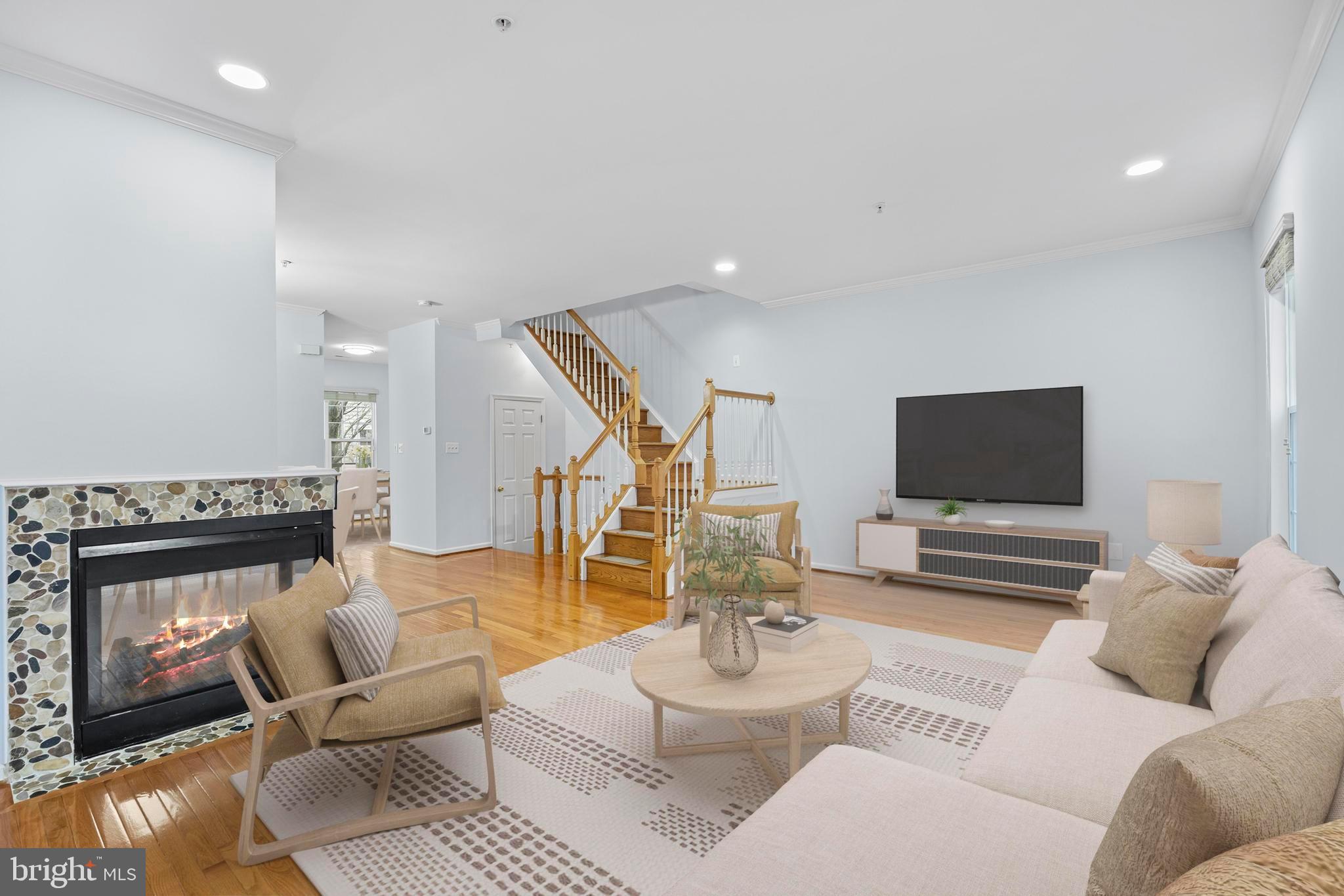 WASHINGTONIAN CENTER - Residential