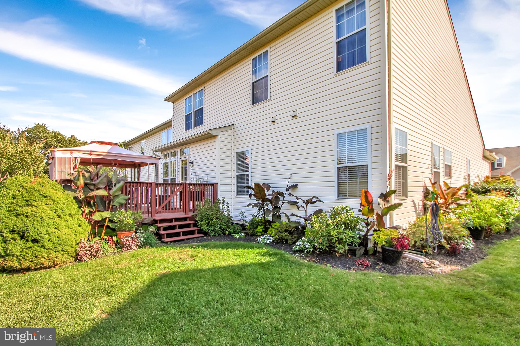 VILLAS AT SHREWSBURY - Residential