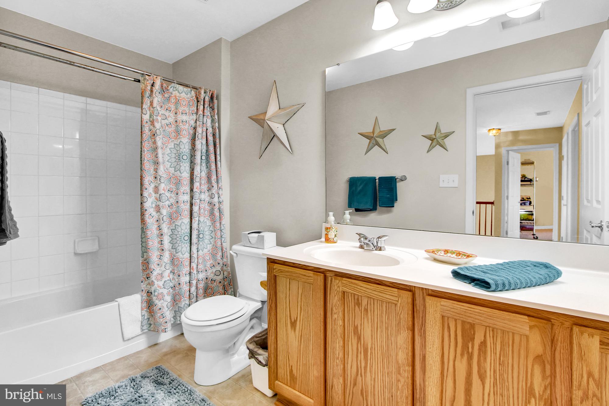 VILLAS AT SHREWSBURY - Residential