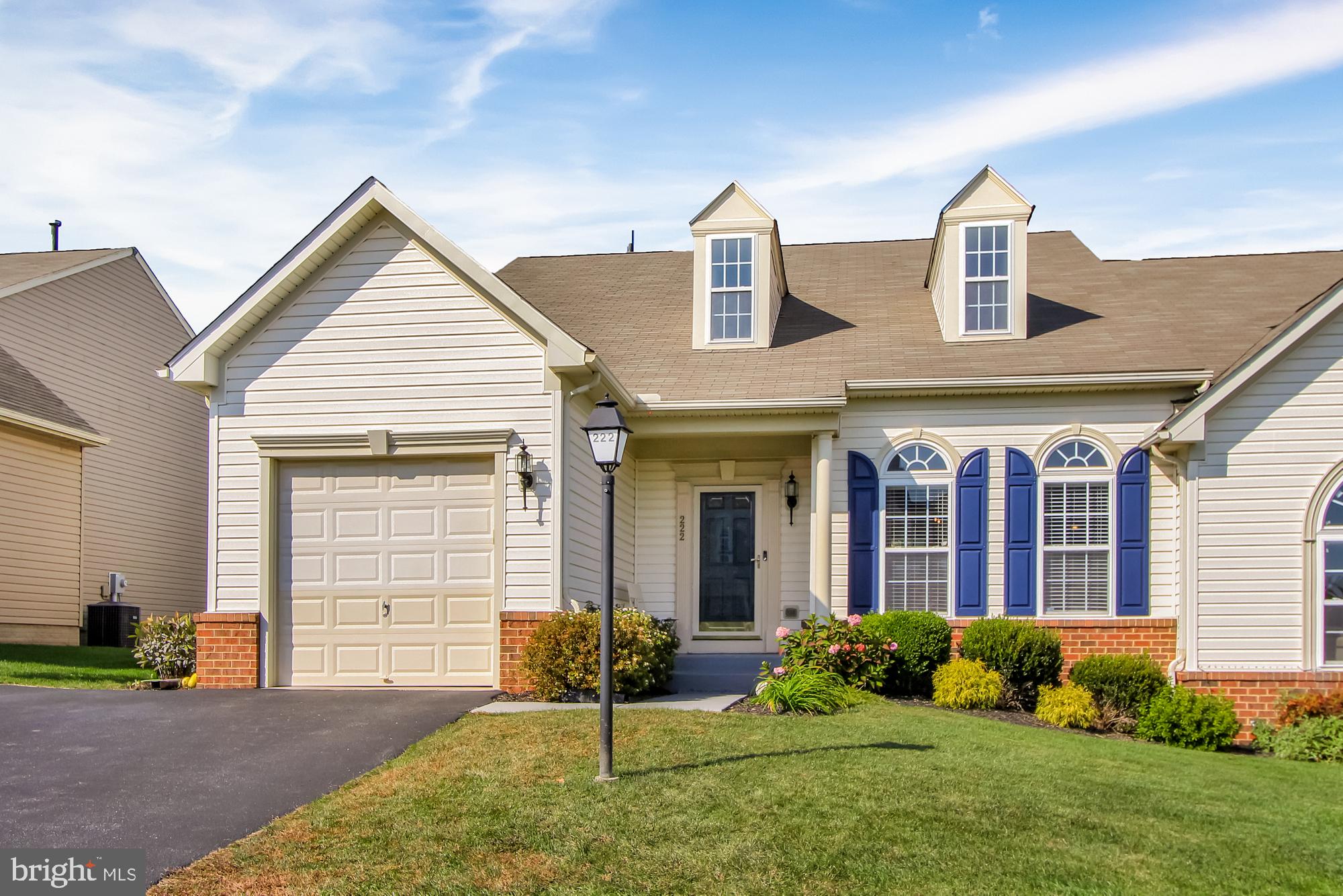 VILLAS AT SHREWSBURY - Residential