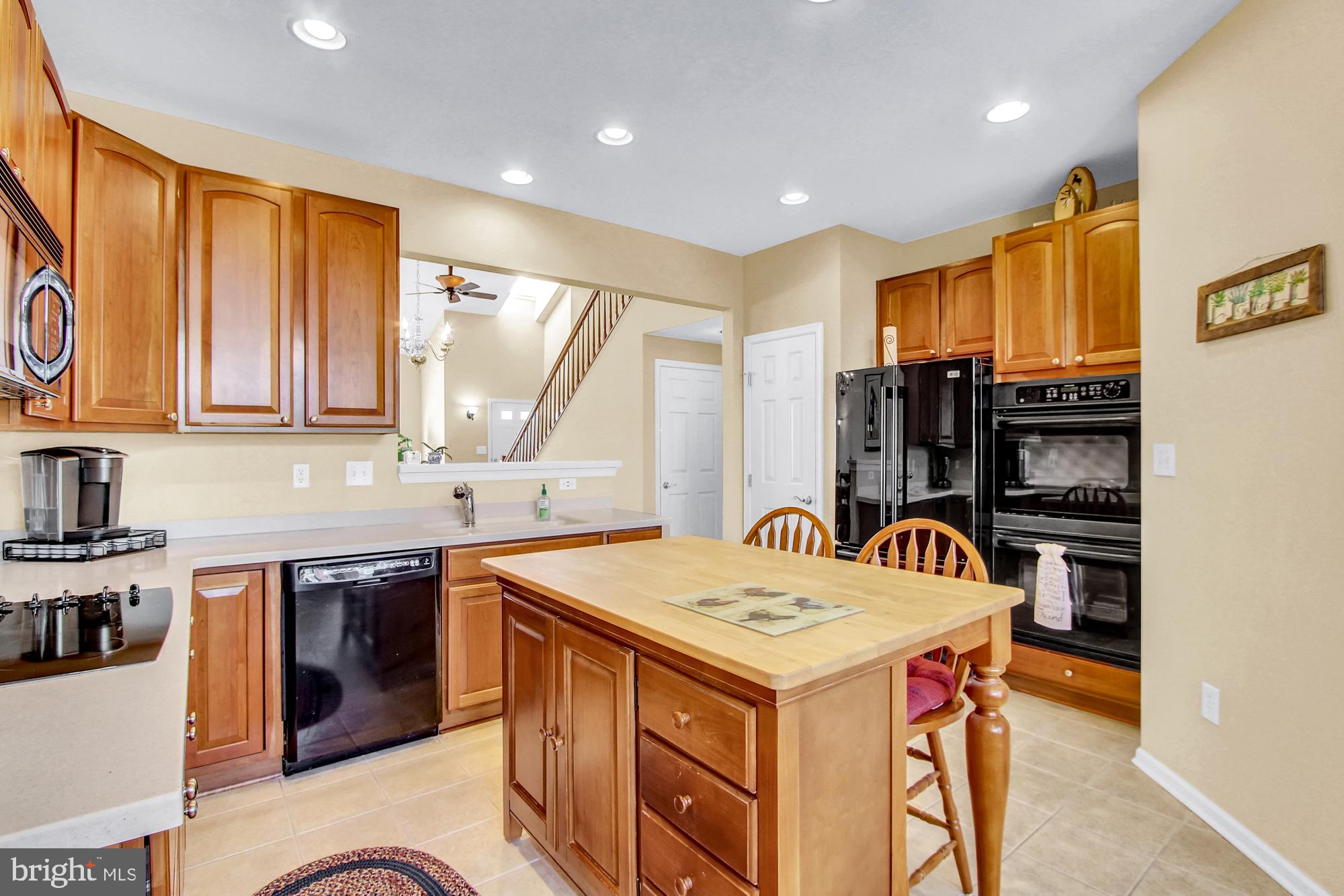 VILLAS AT SHREWSBURY - Residential