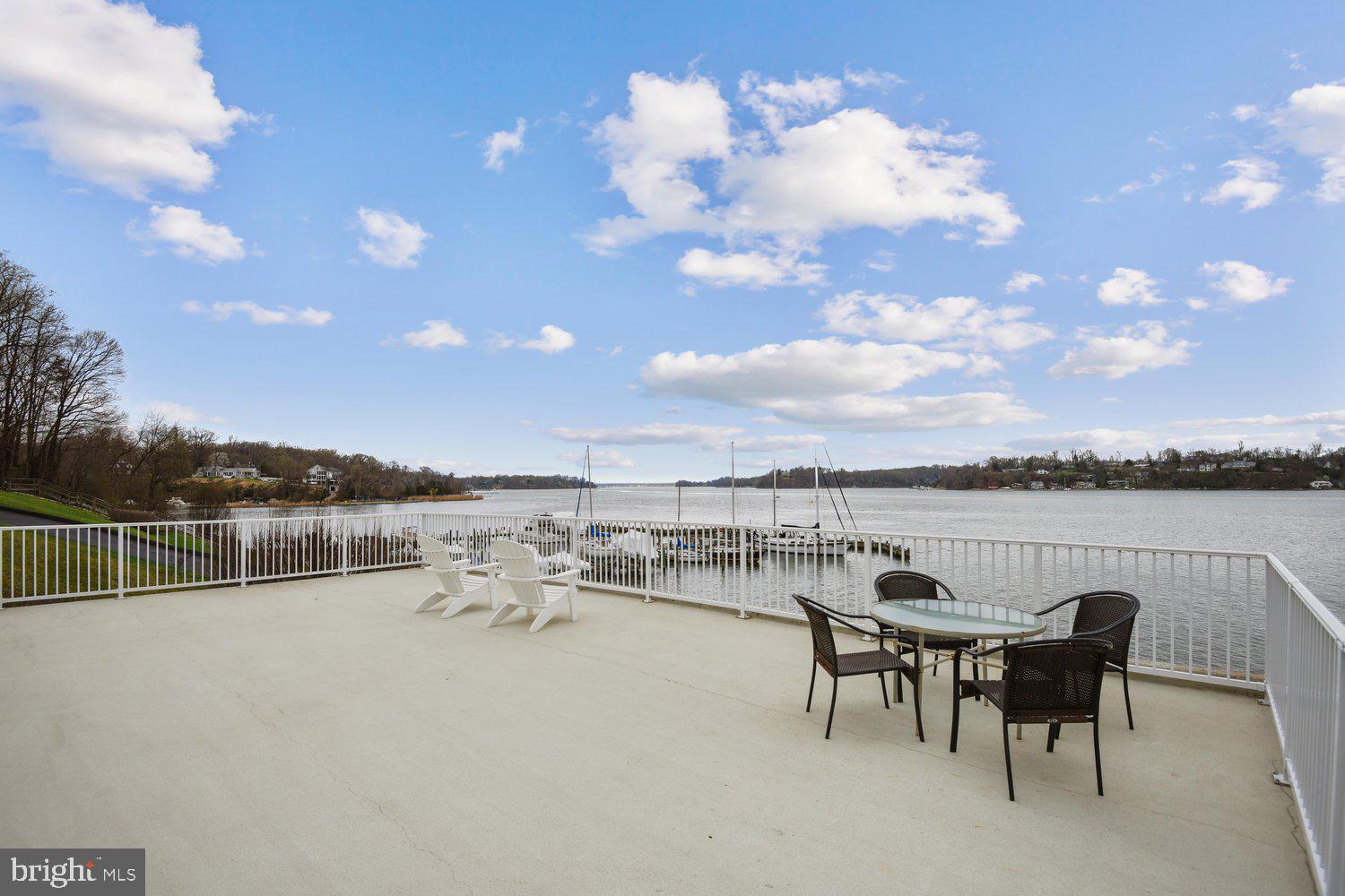 DREAMS LANDING - Residential