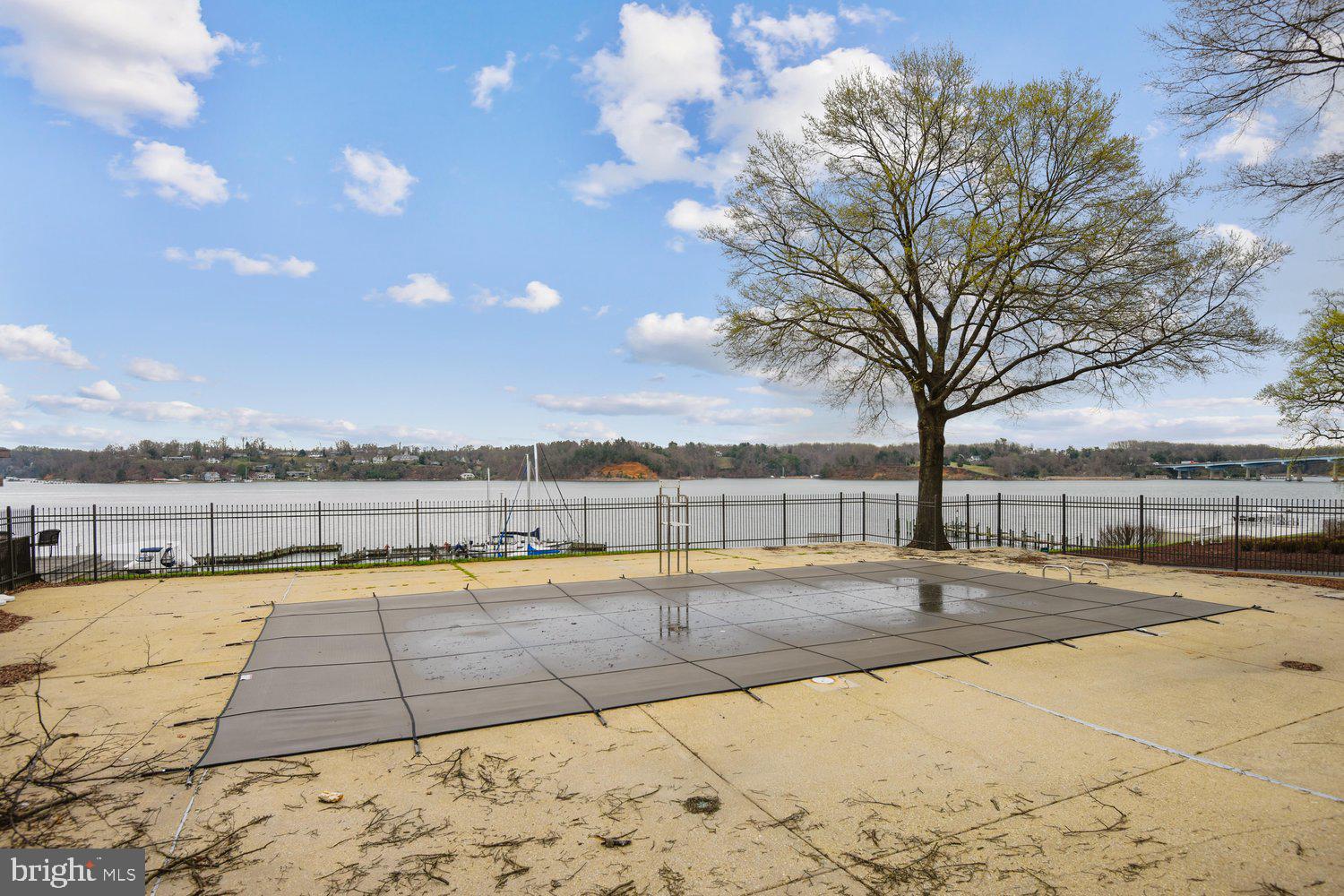 DREAMS LANDING - Residential