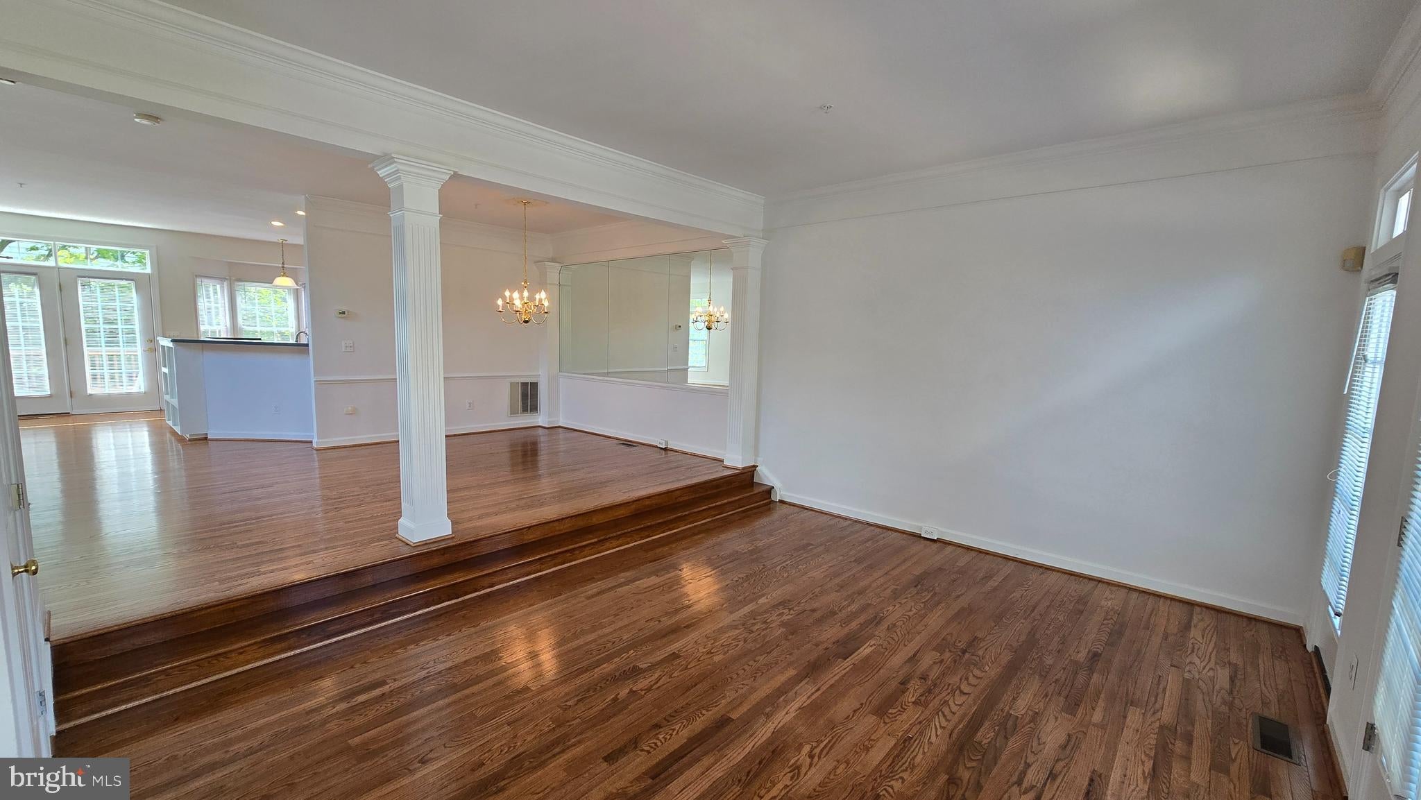 8021 KIDWELL TOWN COURT