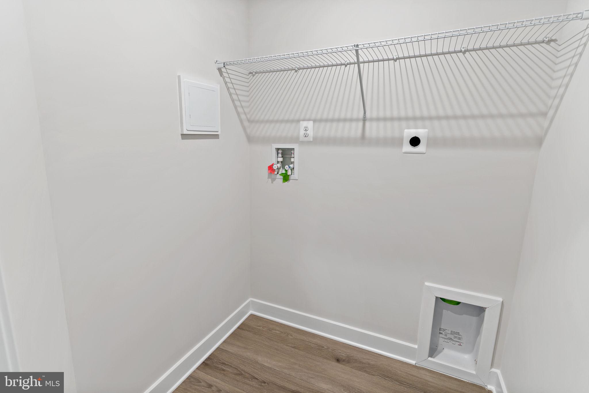 WEST PARK VILLAGE - Residential Lease