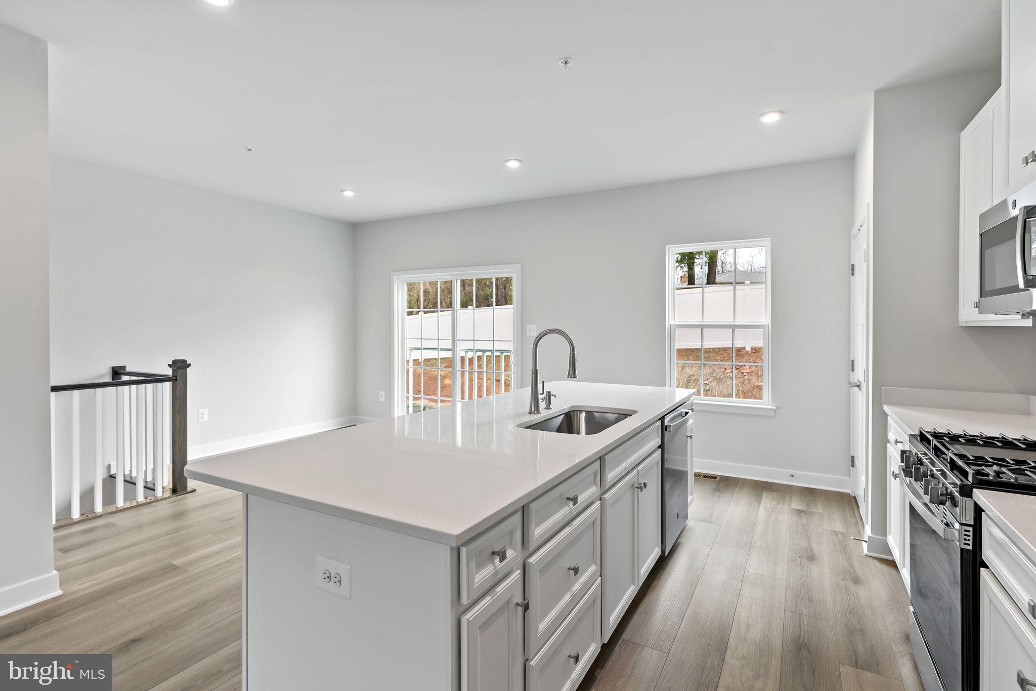 WEST PARK VILLAGE - Residential Lease