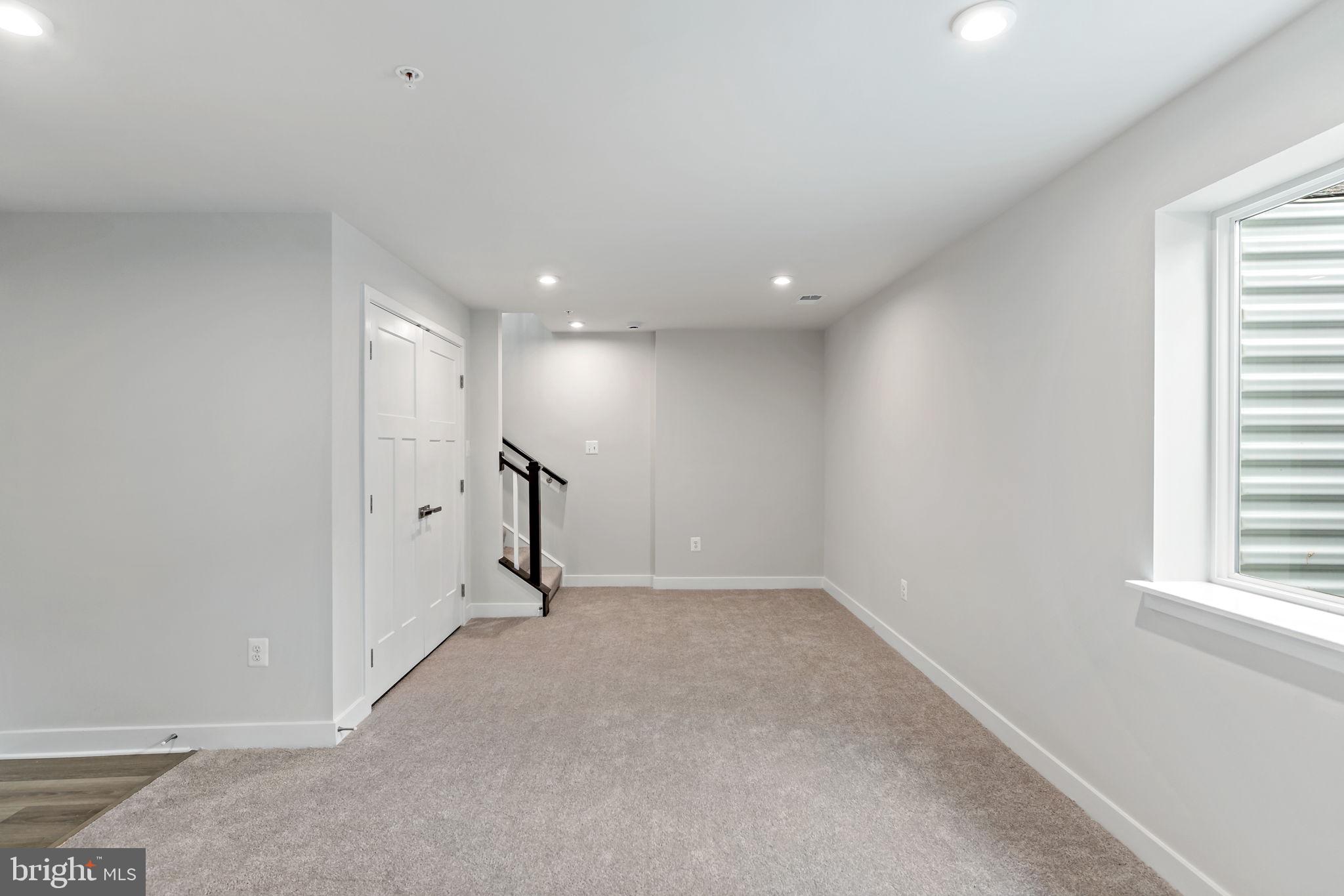 WEST PARK VILLAGE - Residential Lease