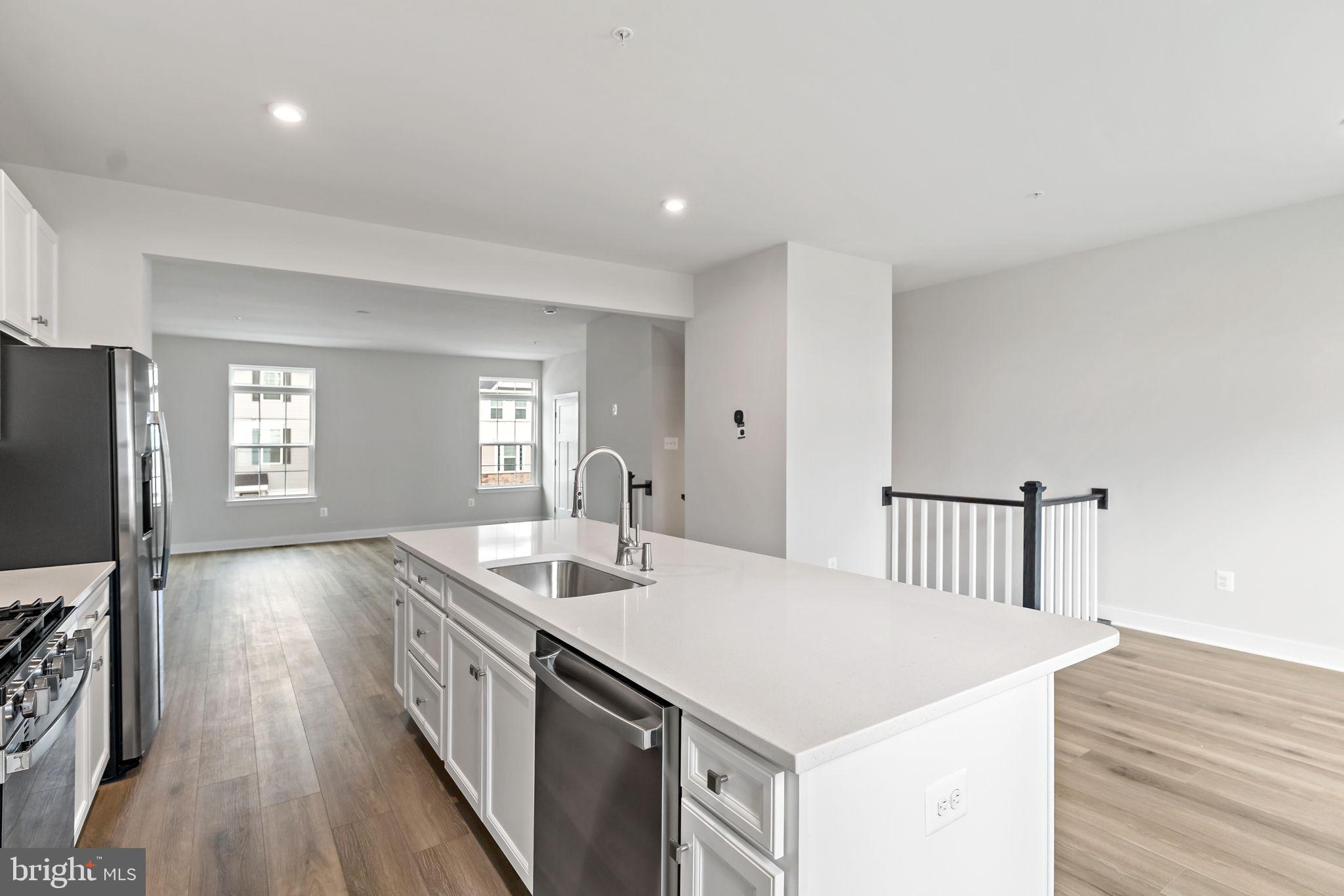 WEST PARK VILLAGE - Residential Lease