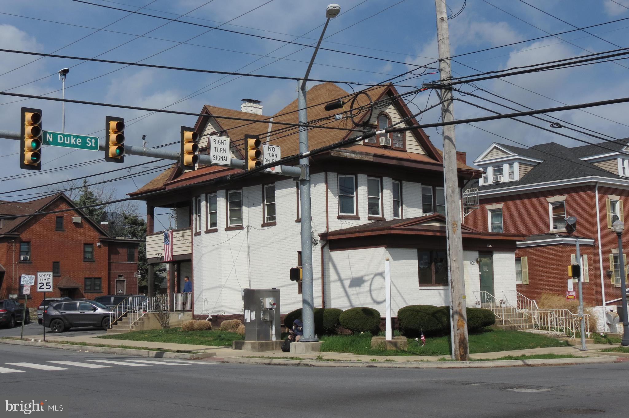 1002 N DUKE STREET