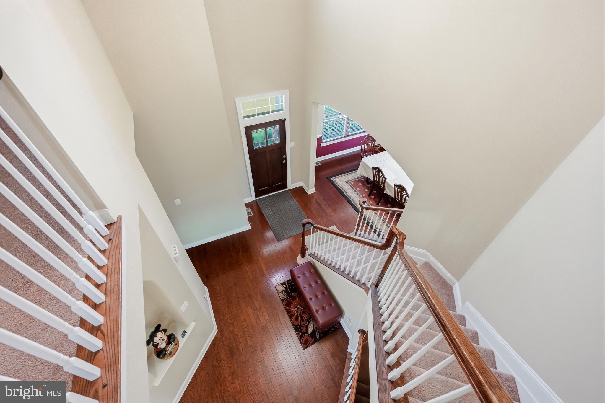 7 TRANSOM COURT