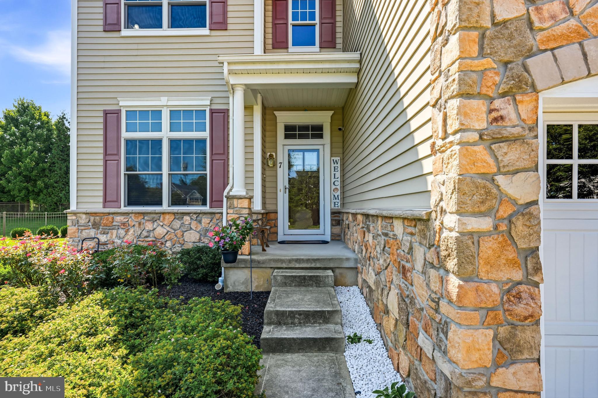 7 TRANSOM COURT