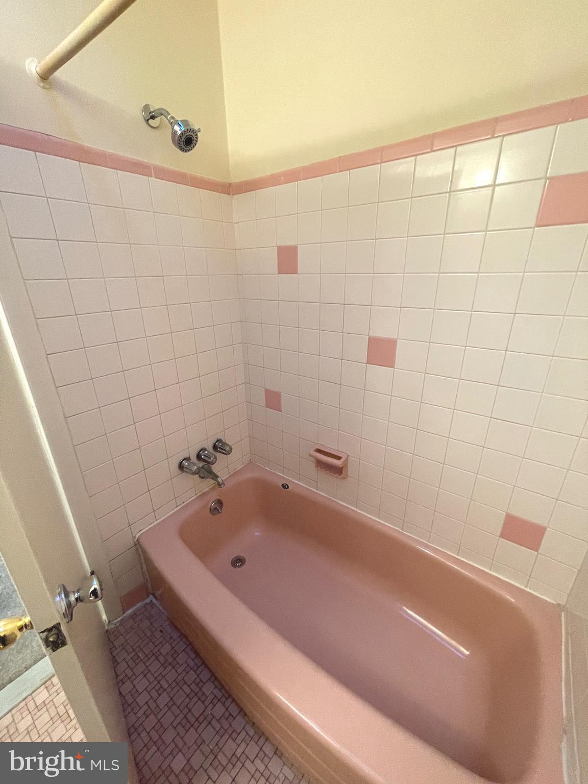 BALWYNNE PARK - Residential Income