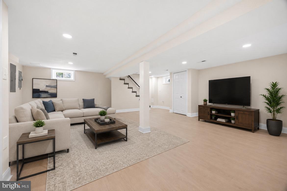 GWYNN OAK - Residential