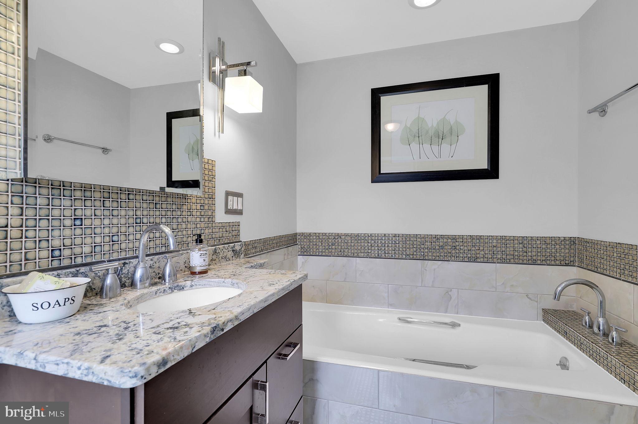 HIGHLANDS OF DARNESTOWN - Residential